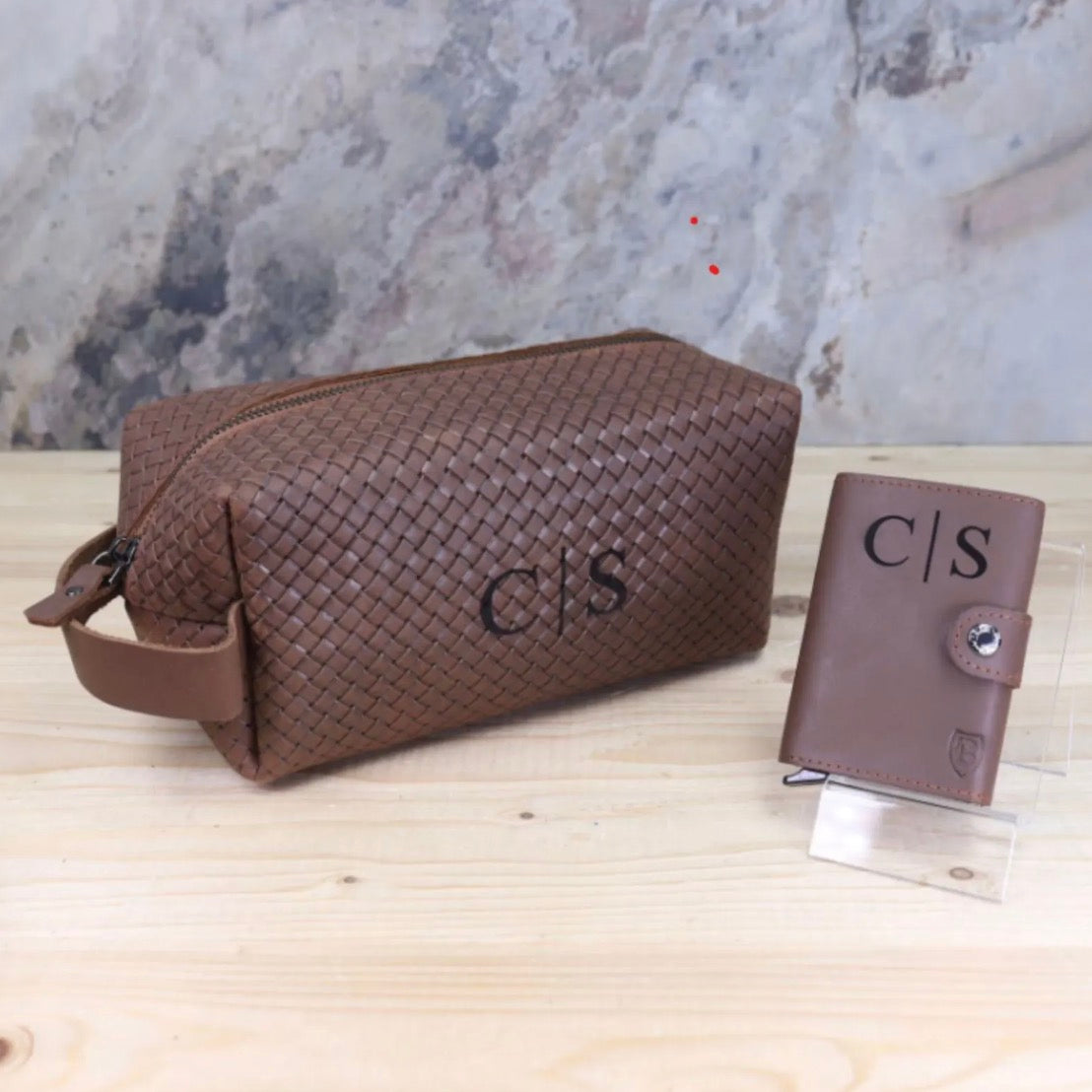 Leder Dopp Kit & Kartenhalter Set - Personalisiert mit Gravur, RFID-Geldbörse, Vatertag, Reise-Toilettenbeutel, Kartenetui